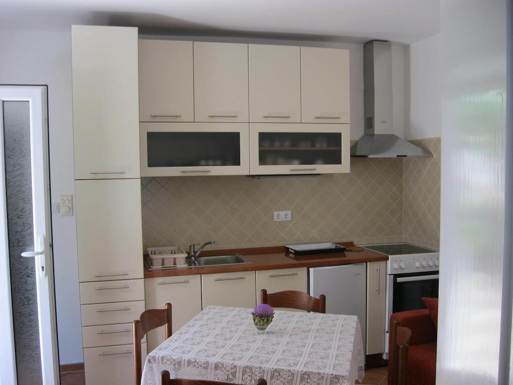 Apartments Miana ティヴァト 部屋 写真