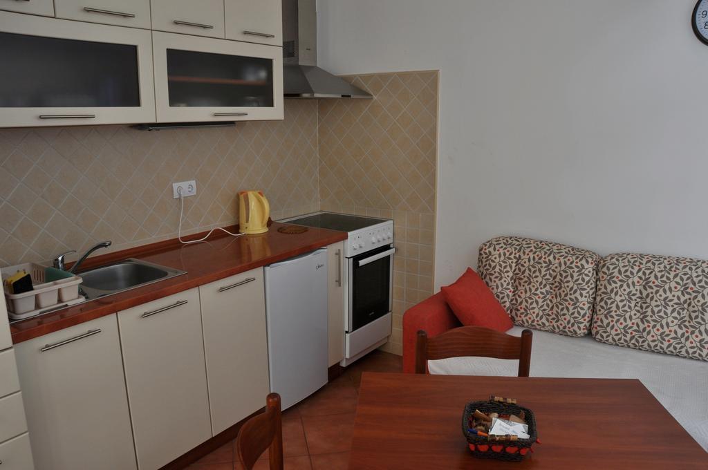 Apartments Miana ティヴァト エクステリア 写真