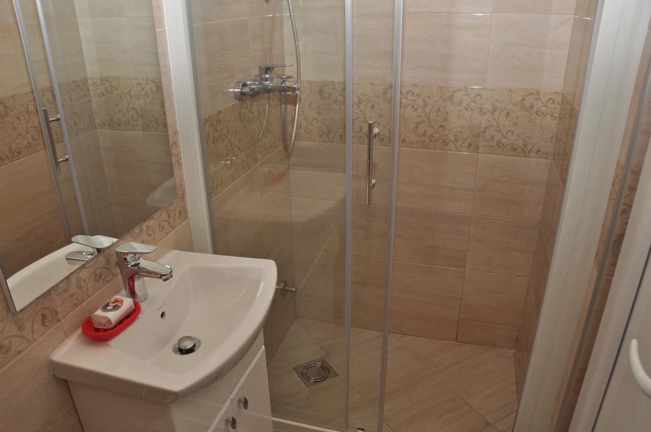 Apartments Miana ティヴァト エクステリア 写真